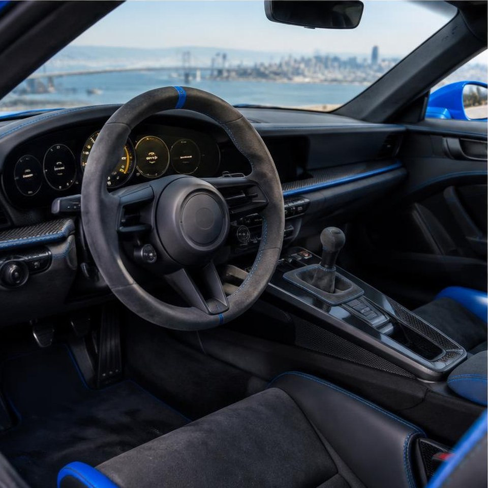 911 GT3 interior detail