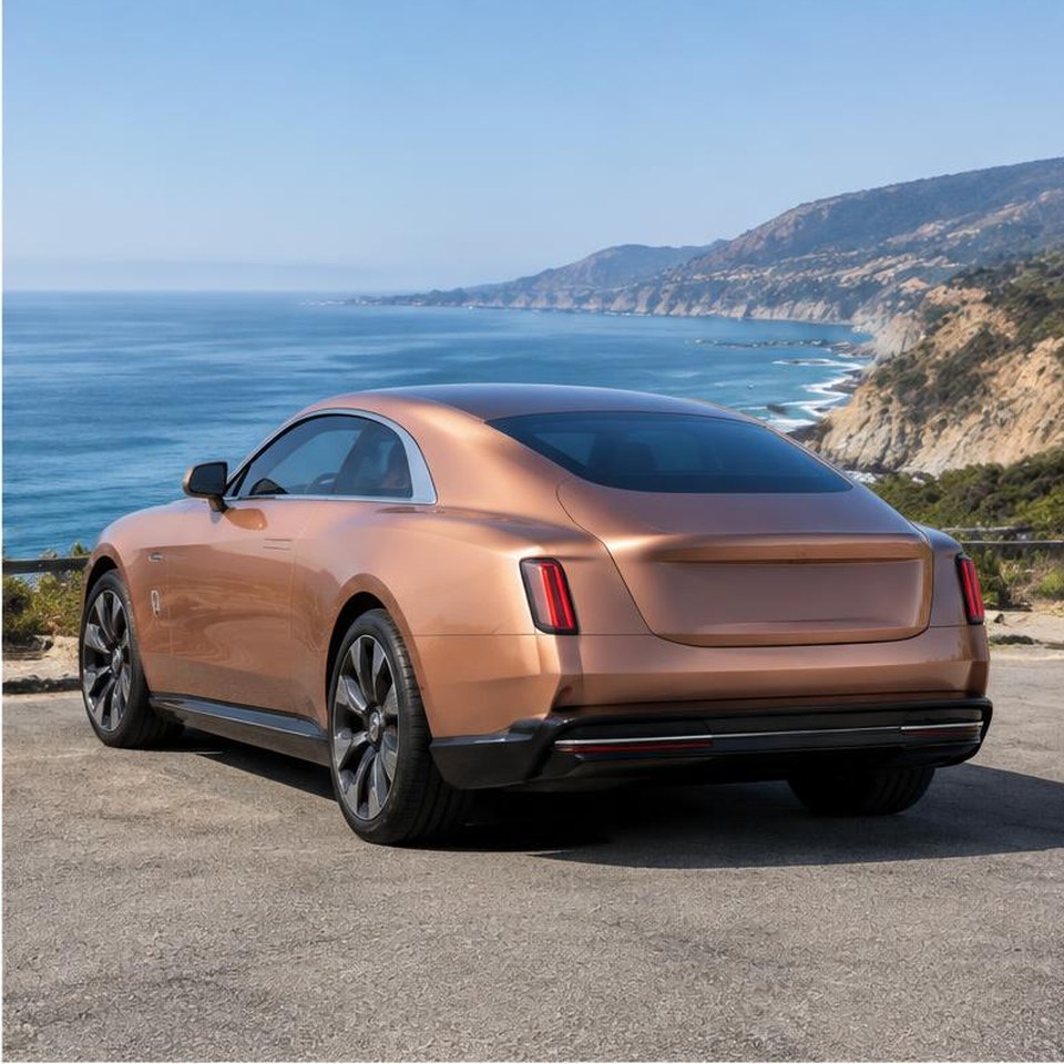Spectre rear three-quarter view